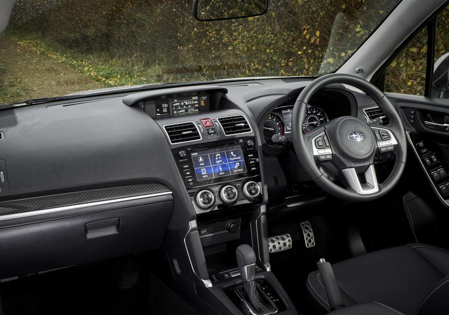 Торпедо Subaru Forester 2.0XT 2016 года  (UK) (фото 24 из 30)